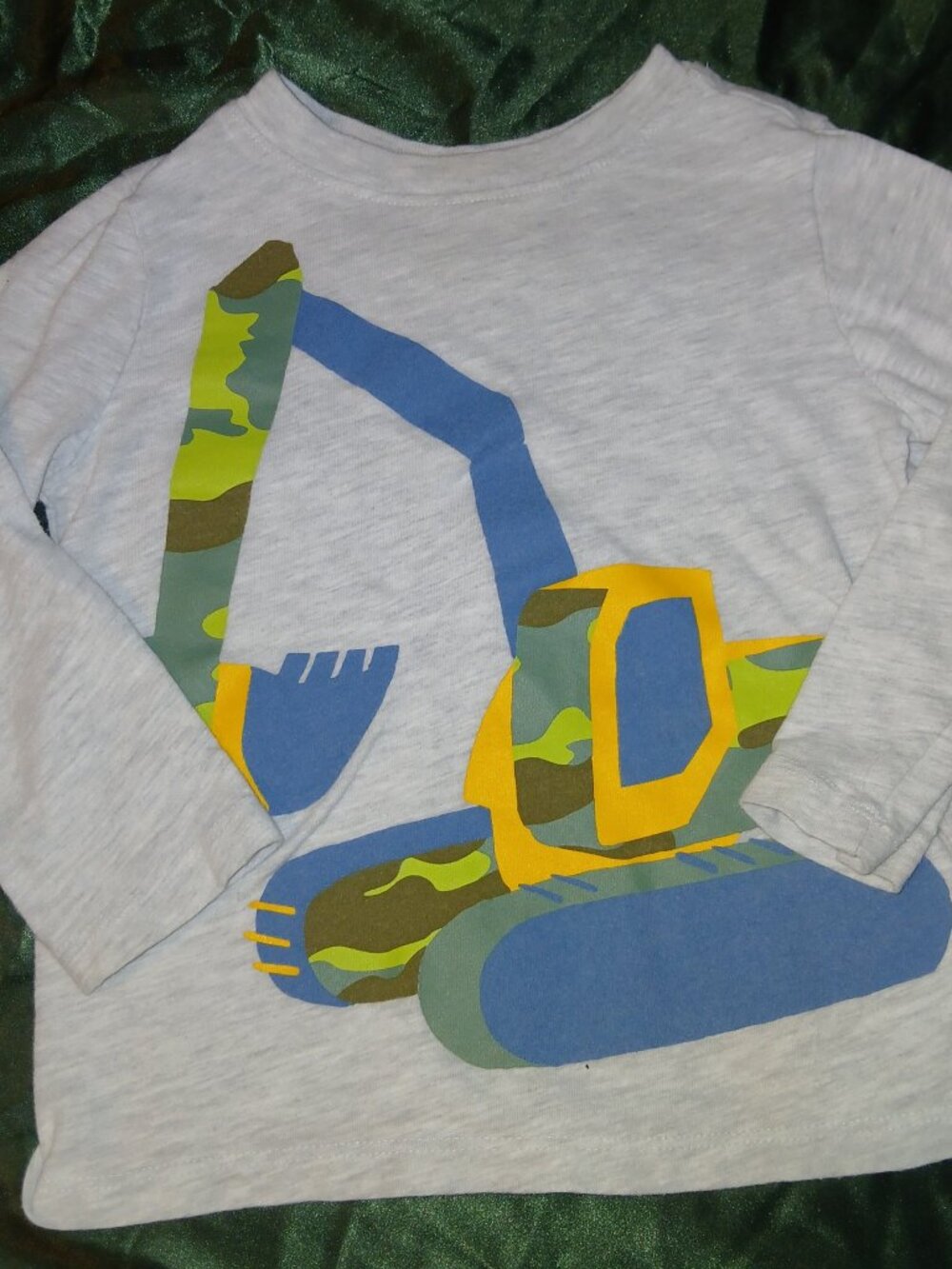 Old Navy Toddler Long Sleeve Excavator Tee Camo Graphic Gray Size 2T